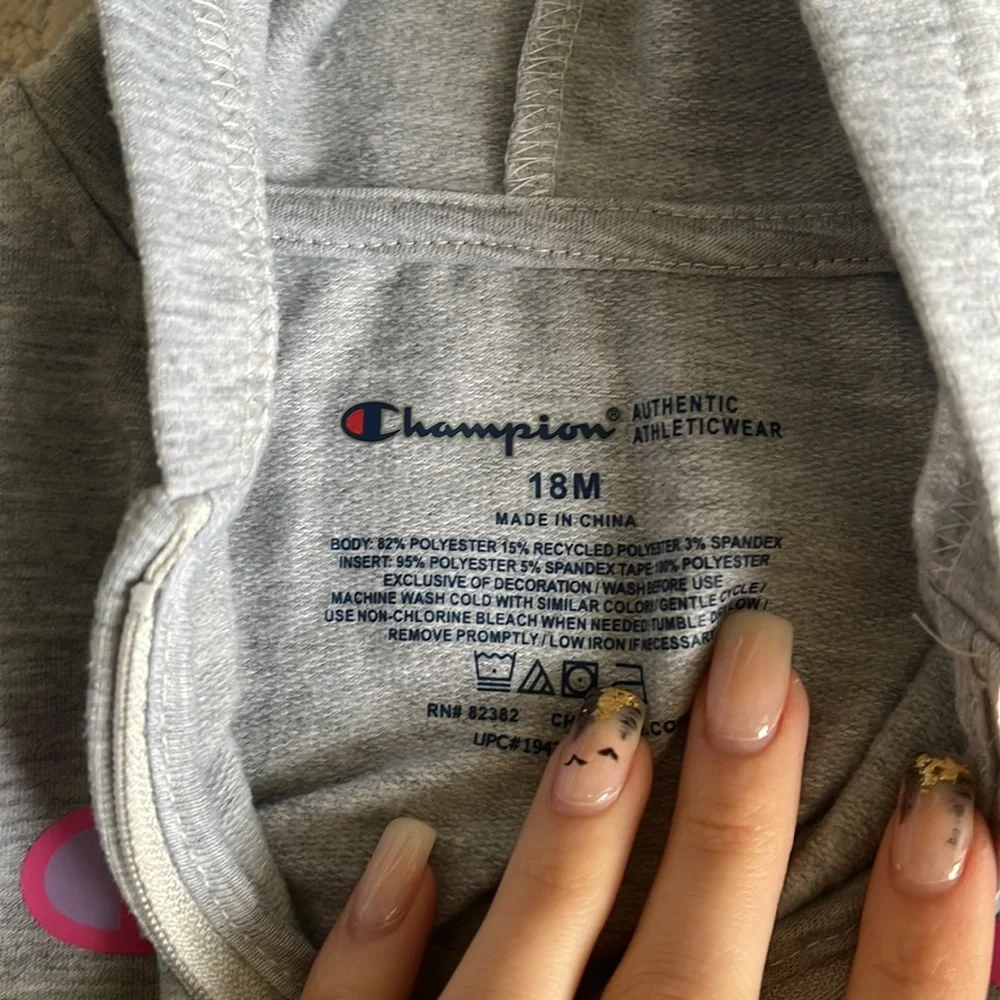 Bundle of 18 M hoodie, tracksuit jacket and skirt - Picture 8 of 8